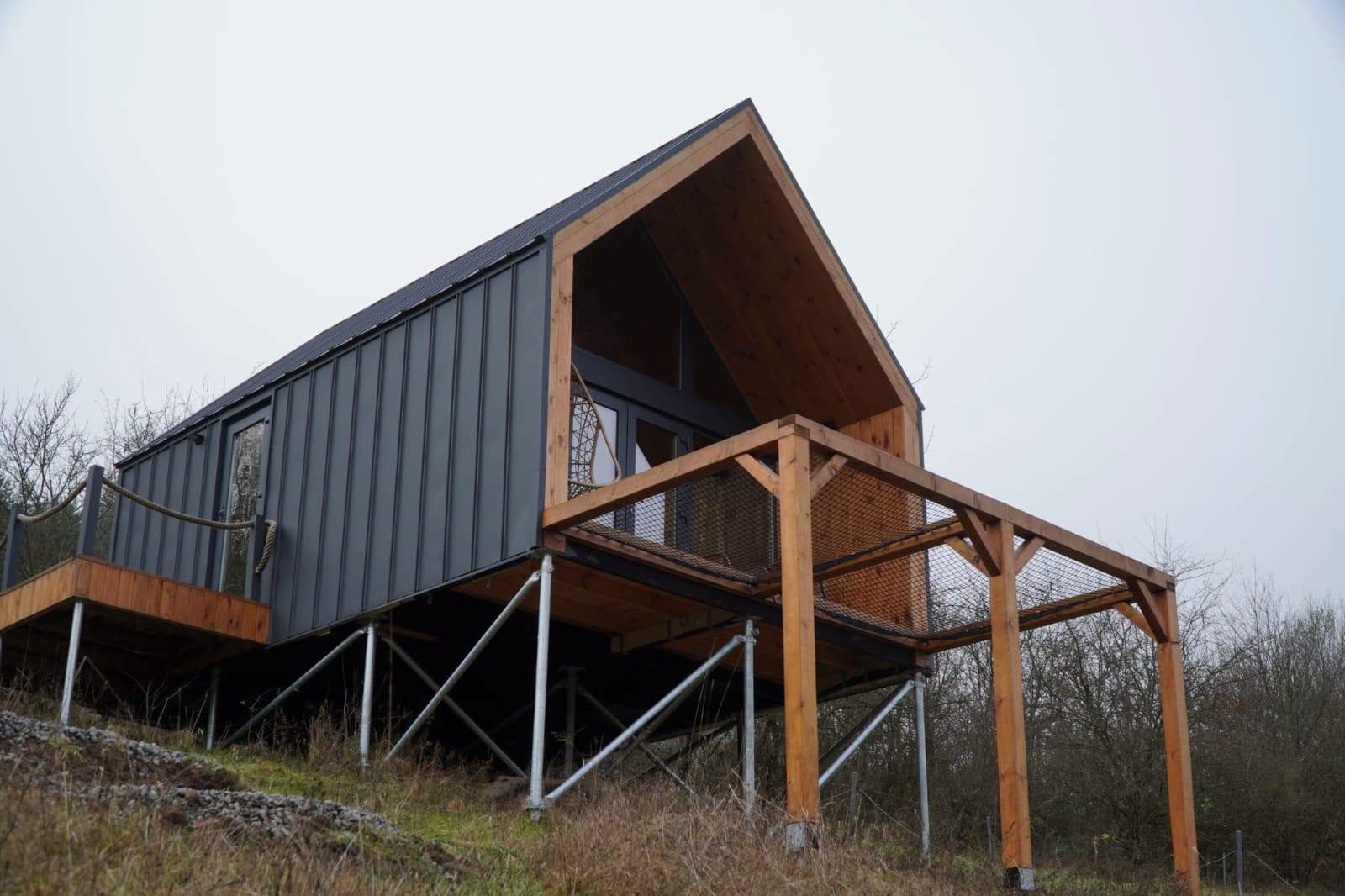 BARN HOUSE 753