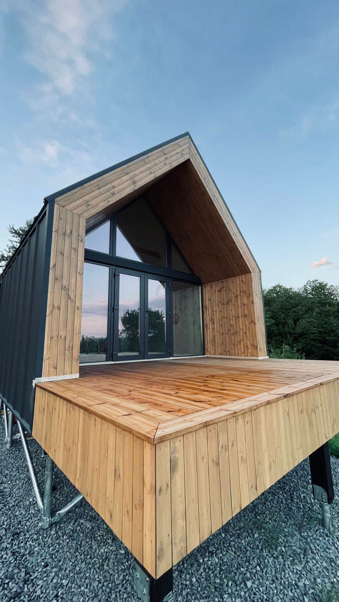 BARN HOUSE 760