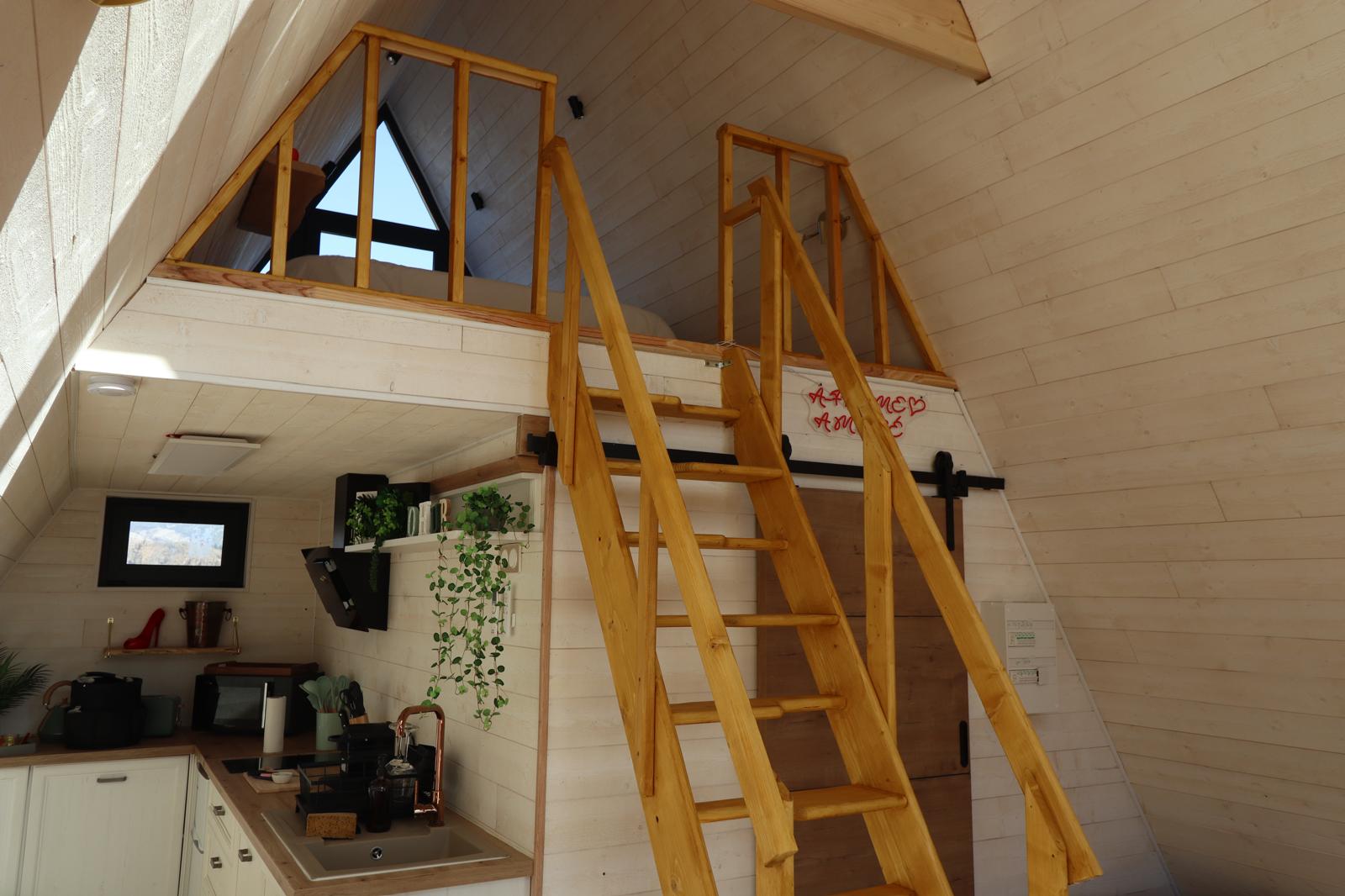 A-FRAME 778