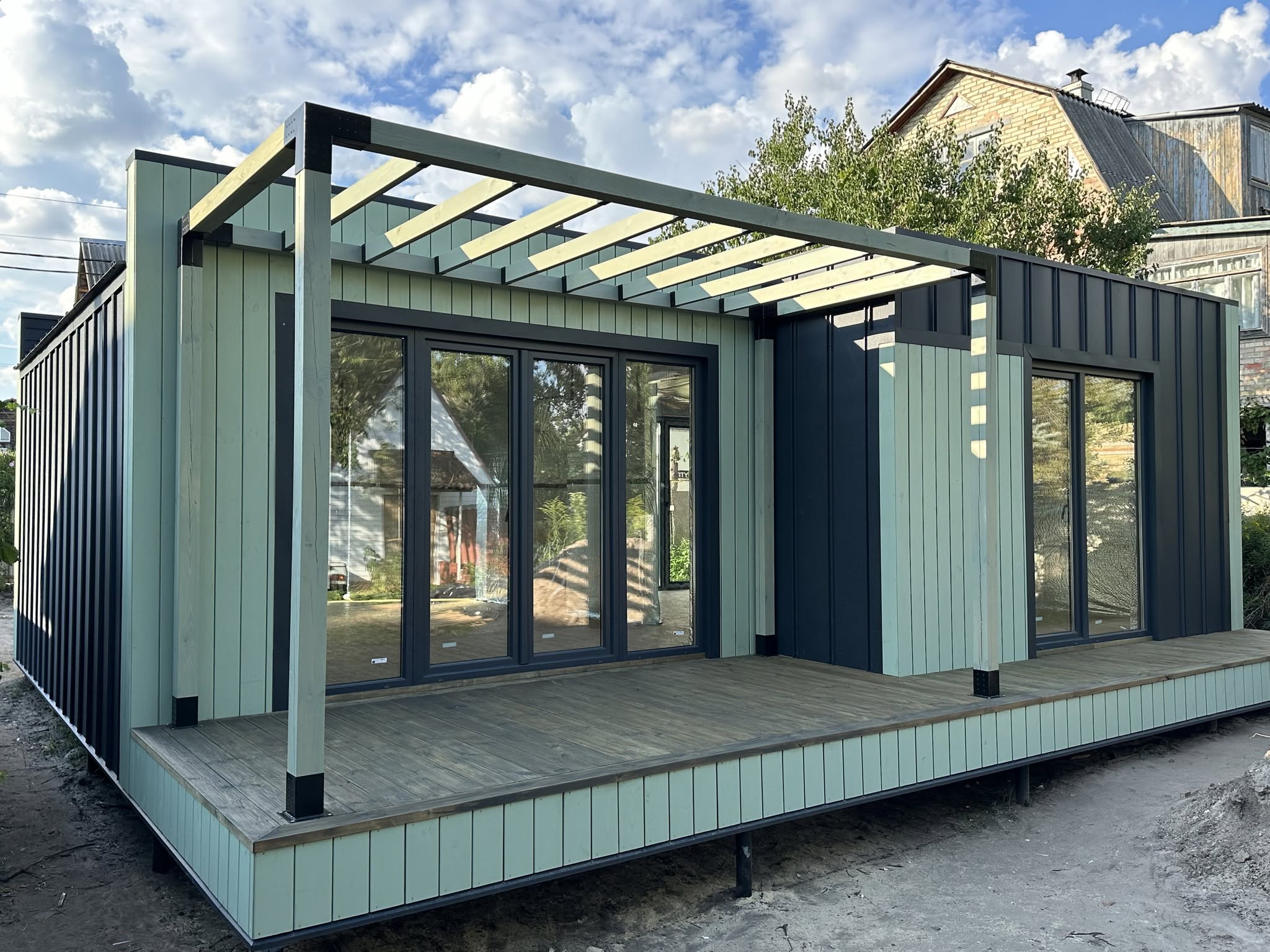FLAT HOUSE (2.7 m) 799